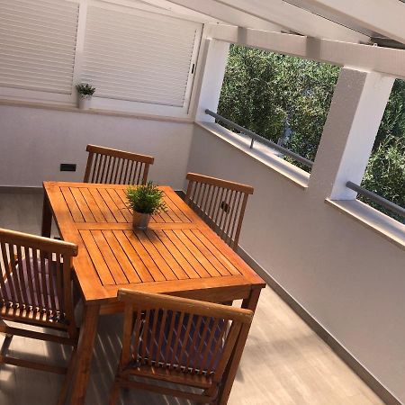 Apartmani Porat Malinska Exterior foto