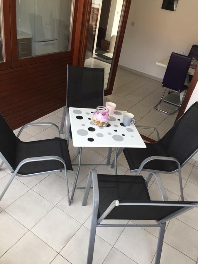 Apartmani Porat Malinska Exterior foto