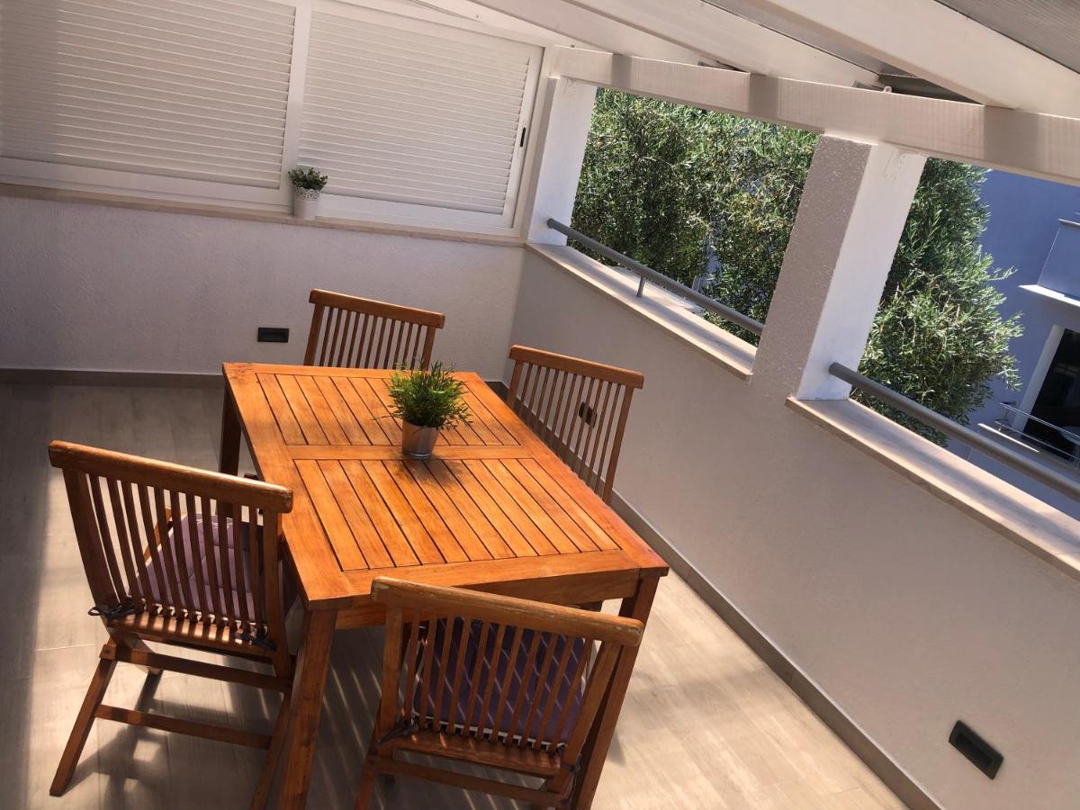 Apartmani Porat Malinska Exterior foto