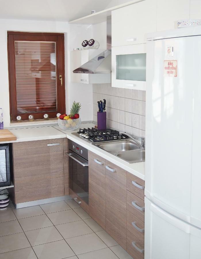Apartmani Porat Malinska Exterior foto