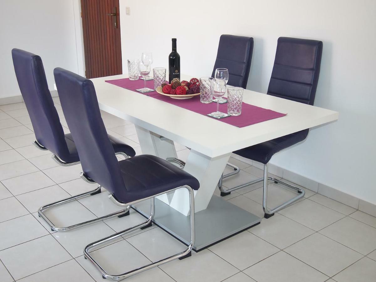 Apartmani Porat Malinska Exterior foto