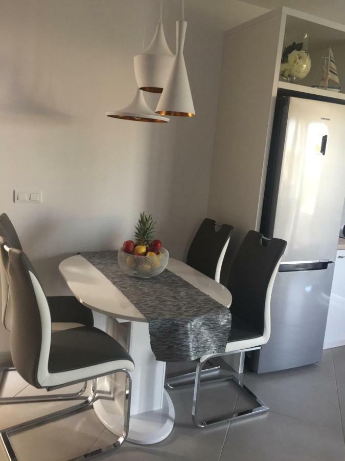 Apartmani Porat Malinska Exterior foto